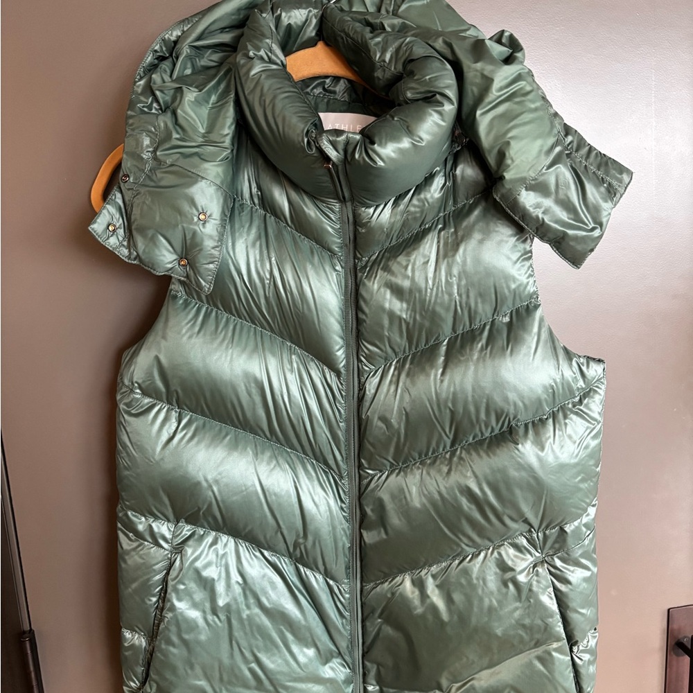 Athleta Green Puffer Vest